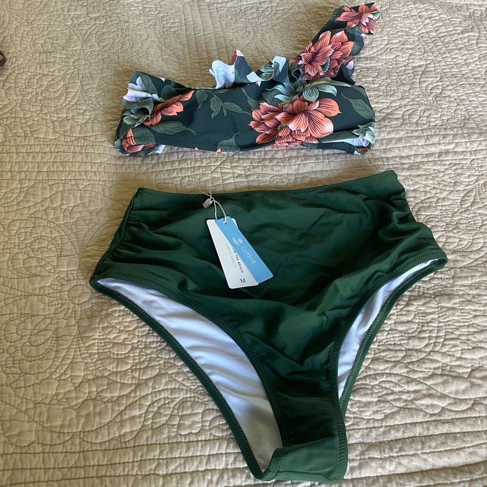 CUPSHE two piece swimsuit ⚡️ flash sale